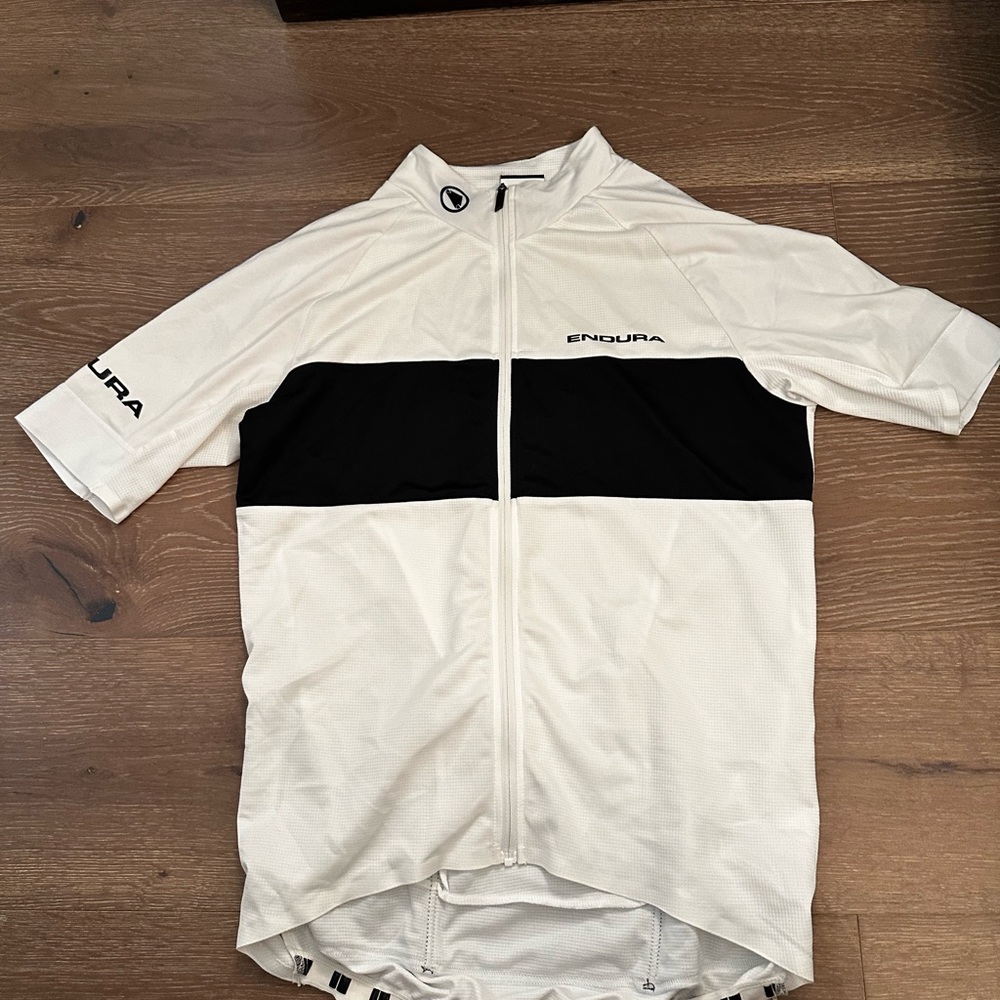 Endura bike shirt